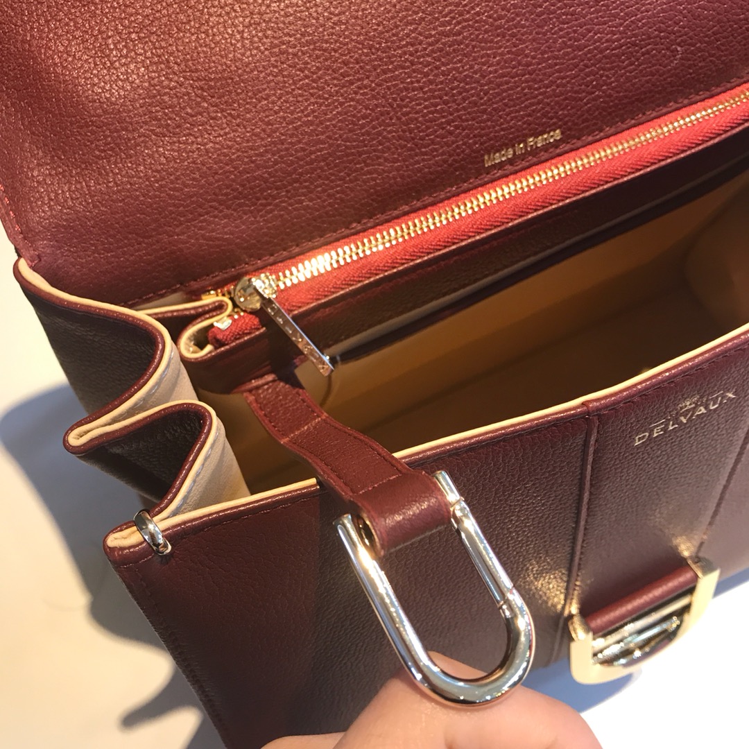 델보 브리앙 MM 토고백 미듐